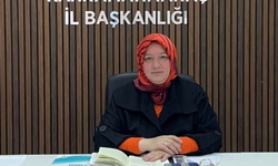 AK PARTİ KADIN KOLLARI BAŞKANI DEPREMDE HAYATINI KAYBETTİ