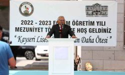 KAYSERİ LİSESİ MEZUNİYET TÖRENİ’NDE ÖĞRENCİLERLE BULUŞTU