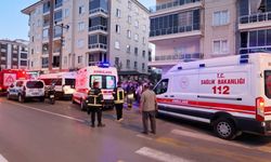 AKSARAY'DA ASANSÖR FACİASI: 2 AĞIR YARALI