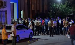 Sokak ortasında saldırıya uğrayan genç hayatını kaybetti