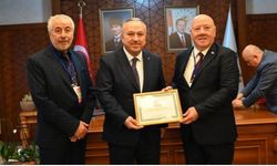 Vali Fidan’dan Osman Koca’ya tebrik telefonu