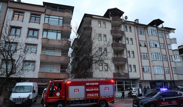 Balkondan düşen kadın hayatını kaybetti