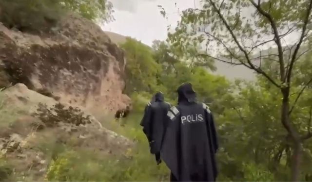 Kadının cesedi toprağa gömülü halde bulundu
