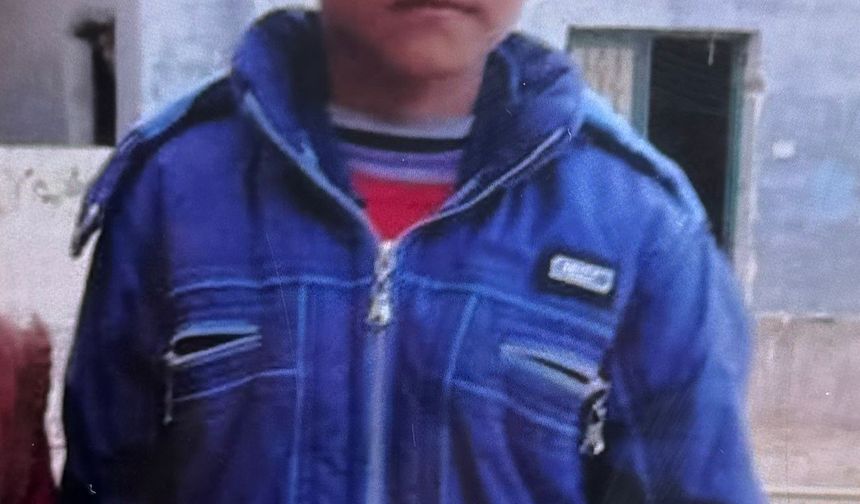 Parka giderken otomobilin çarptığı çocuk hayatını kaybetti